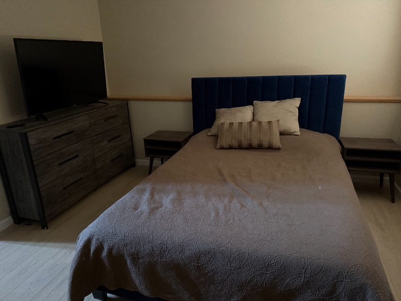 Building Photo - 19447 W 52nd Dr