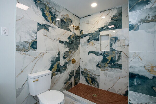 Building Photo - 1508 Mullis Rd