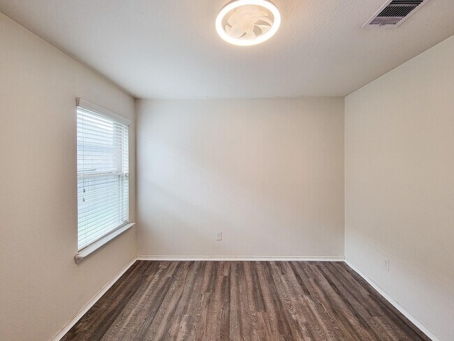 Building Photo - 4543 Stolz Trail