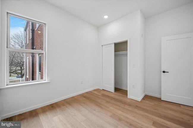 Building Photo - 627 N 16th St