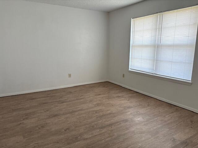 Building Photo - 7507 Avenue W