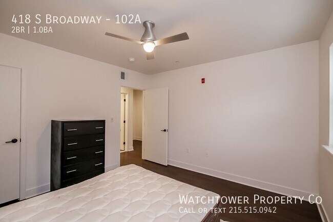 Building Photo - 418 S Broadway-102A