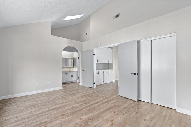 Building Photo - Charming 4-Bedroom Home with Stunning Views in Yorba Linda | AVAILABLE NOW