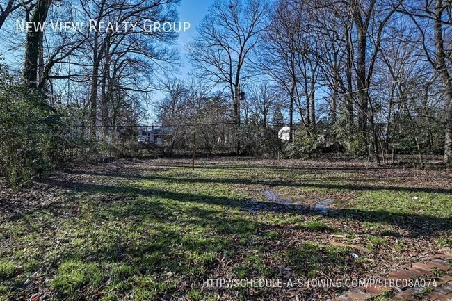 Building Photo - 4100 Dinglewood Ave