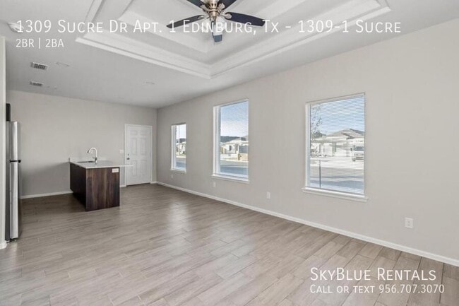 Building Photo - 1309 W Sucre Dr