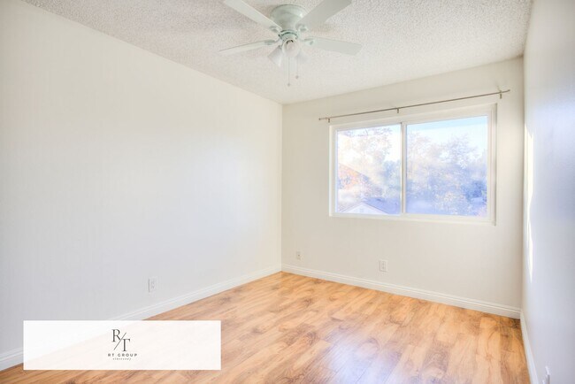 Building Photo - Walnut Valley Unified School District