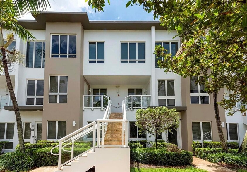 Front Door - 10260 NW 63rd Ter