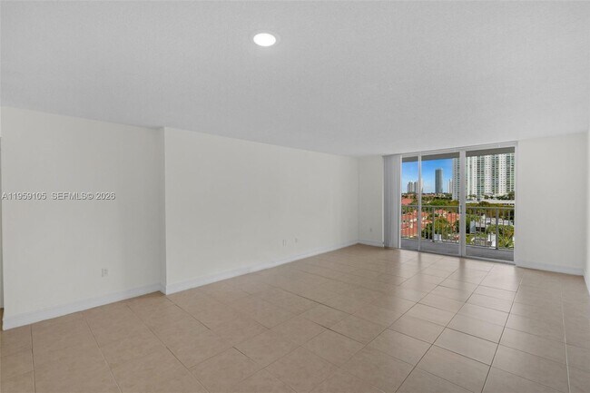 Building Photo - 2851 NE 183rd St