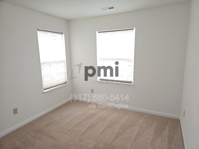 Building Photo - 5240 Castamere Dr