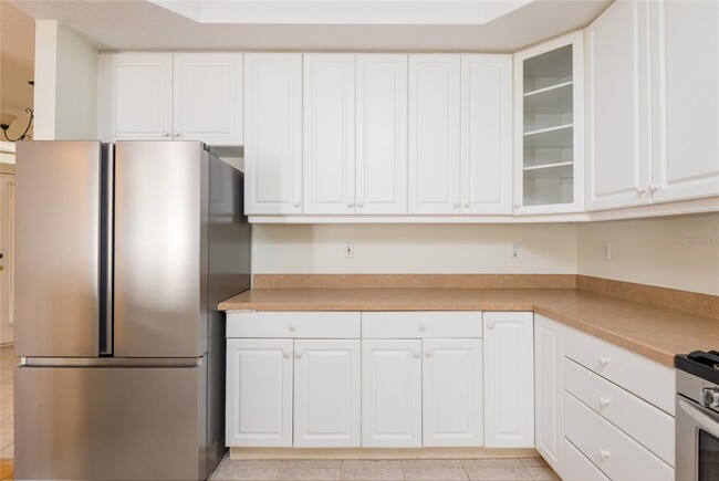 Building Photo - 2876 Bayshore Trails Dr