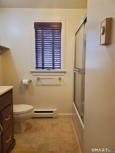 Building Photo - 25 Oakview Cir