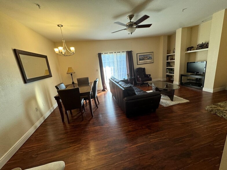 Dining room - 114 Vista Verdi Cir