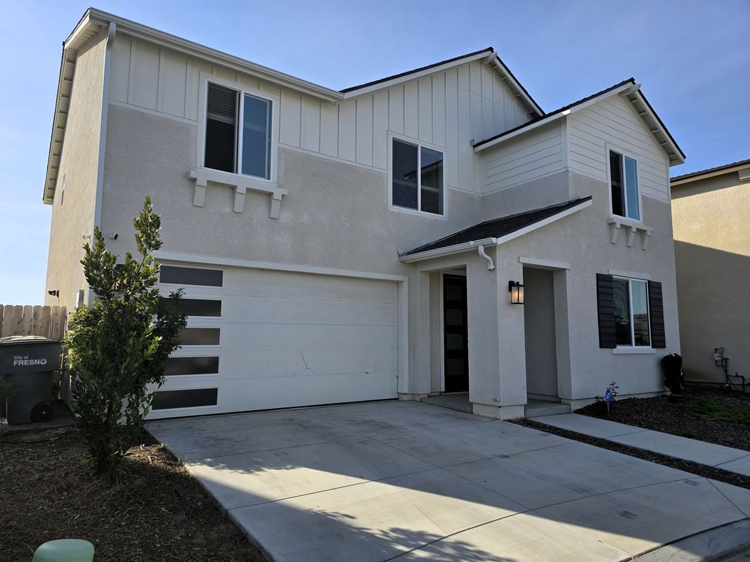 Building Photo - 1779 N Filbert Ave