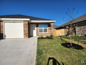 Building Photo - 546 Lost Trl