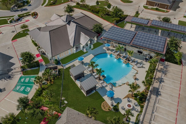 Building Photo - Ventana Plum Creek