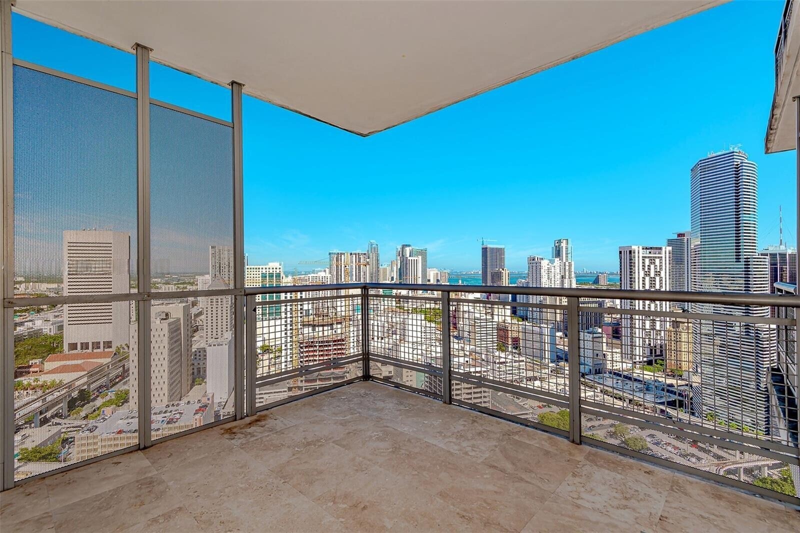 Building Photo - 350 S Miami Ave