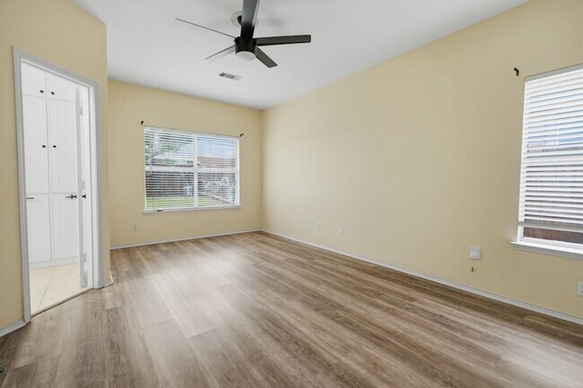 Building Photo - 1003 Morningside Dr