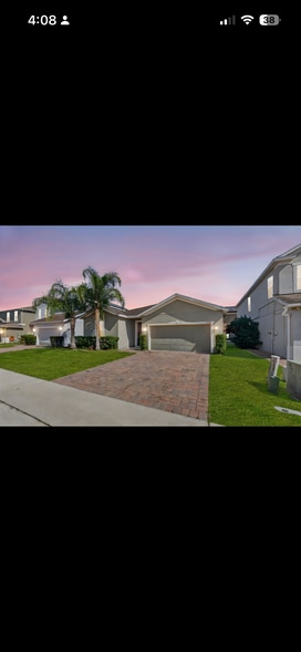 Building Photo - 3263 Olivera Way