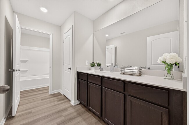 Building Photo - 10830 Jowart Ct