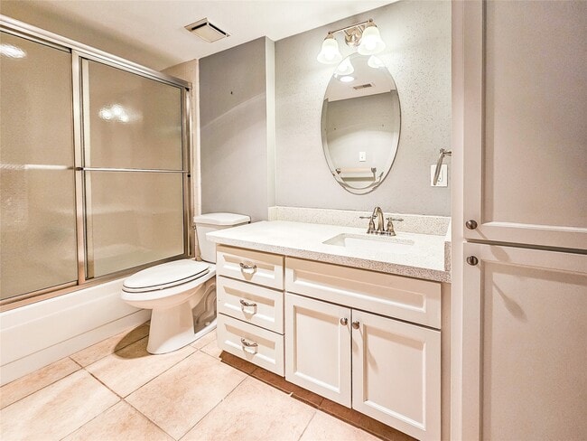 Building Photo - 725 Illinois Ave