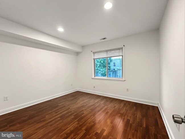 Building Photo - 1417 N 17th St