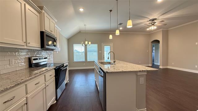 Building Photo - 701 Ransom Wy