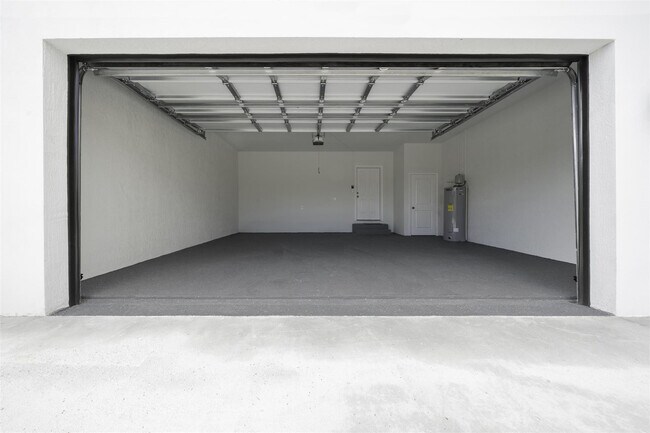 Building Photo - 333 NW 41st St