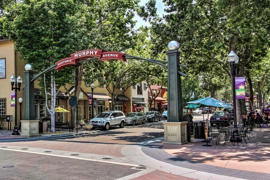 Building Photo - 148 E Iowa Ave