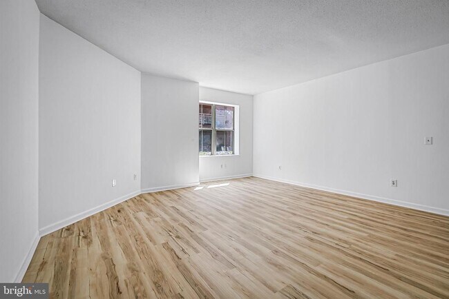Building Photo - 960 Fell St