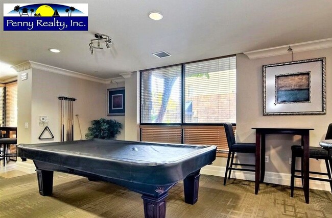 Building Photo - 2 Bedroom  2 Bath plus Loft with Breathtak...