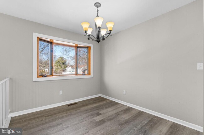 Building Photo - 8221 Millfield Ct