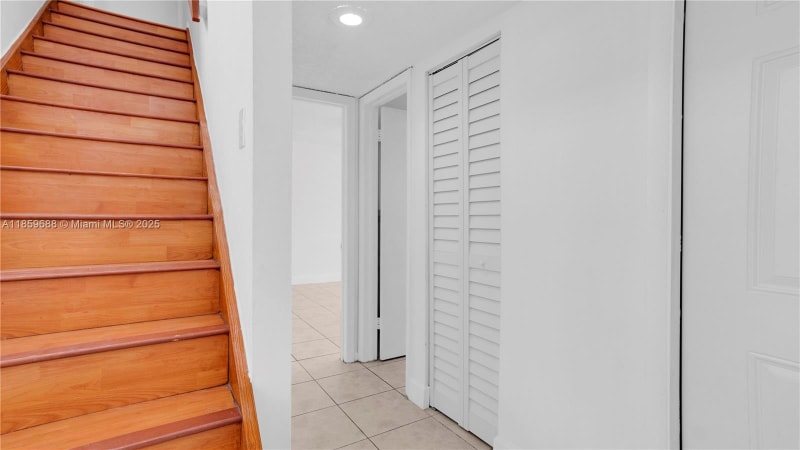 Building Photo - 6460 NW 170th Terrace