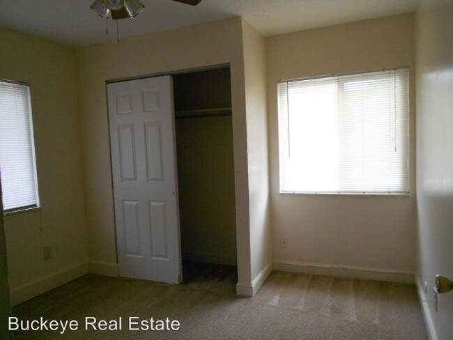 Building Photo - 161 W Maynard Ave