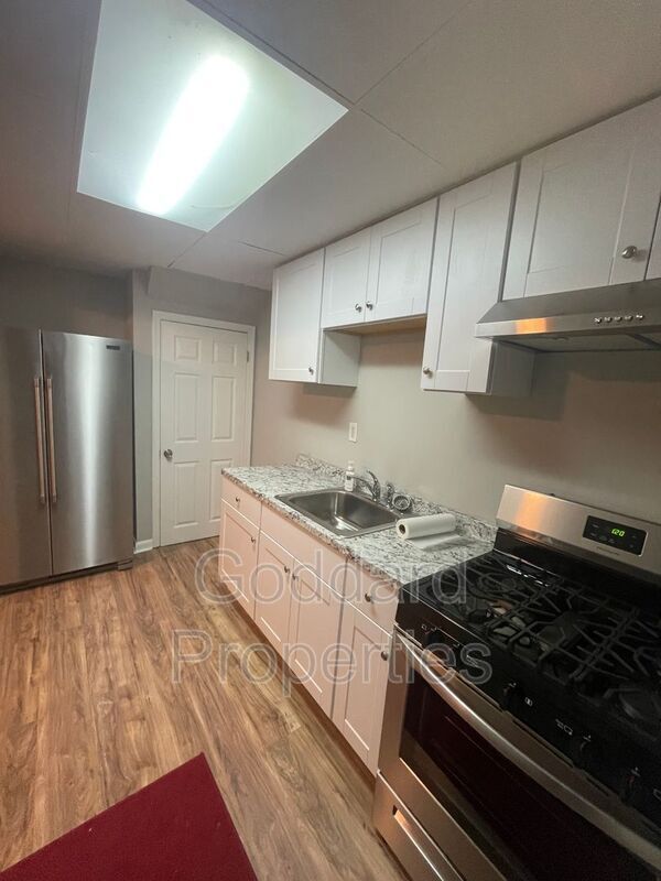 Building Photo - 2221 Southorn Rd
