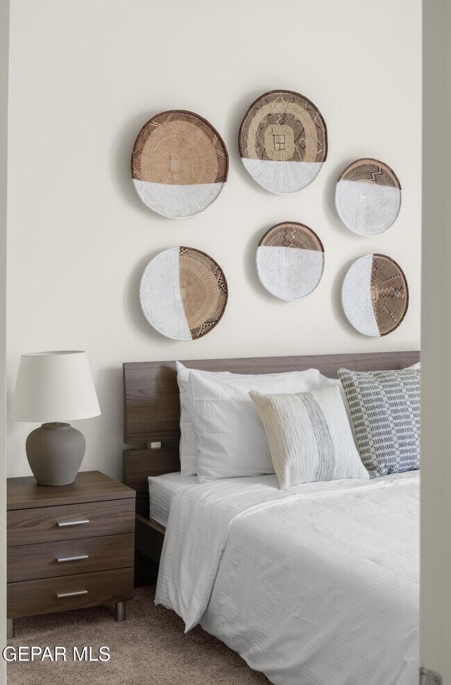 Building Photo - 828 Durham Wy