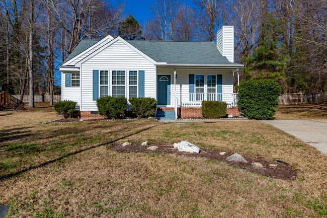 Building Photo - 304 Holly Pines Ct