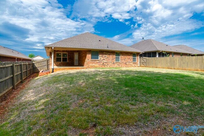 Building Photo - 29788 NW Crockett Run Ln