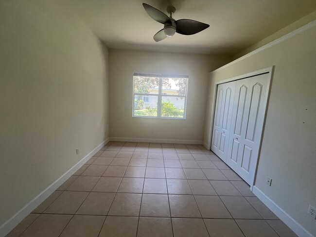 Building Photo - 1436 Carlow Cir