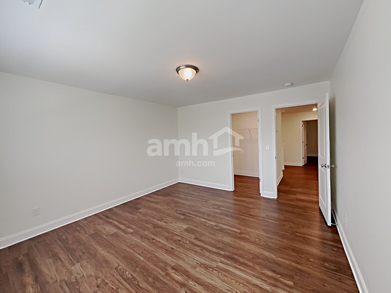 Building Photo - 4041 Birchfield Pl
