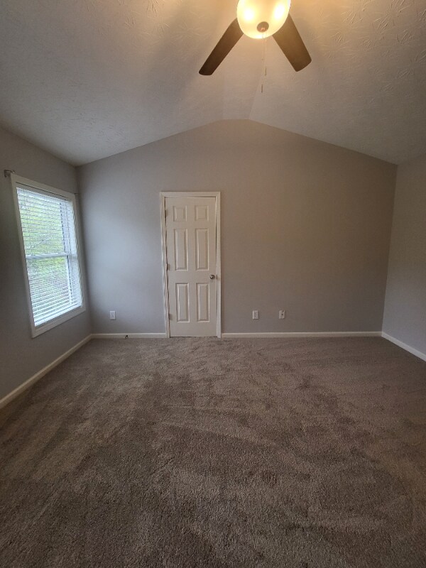 Building Photo - 607 Pecan Knoll Dr