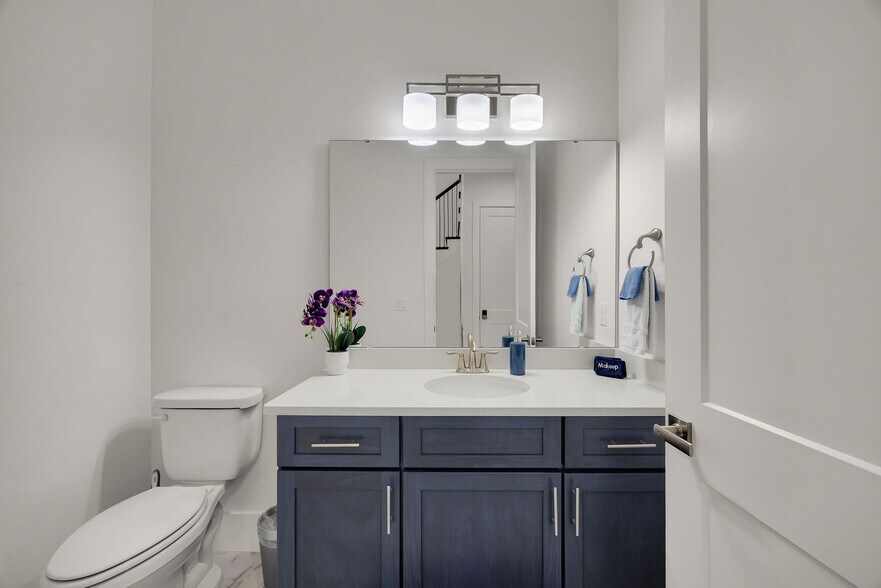 Building Photo - 586 A1A N