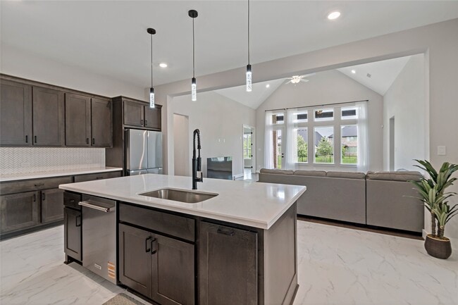 Building Photo - 7327 Sunny Oak Ln