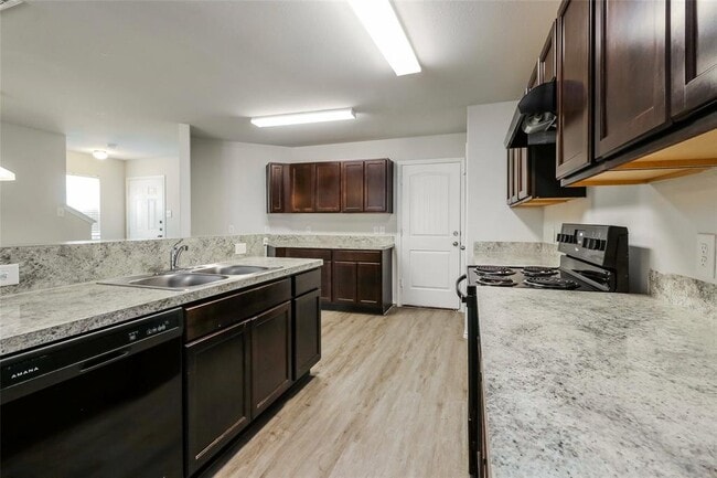 Building Photo - 13920 Woodway Crossing Ln