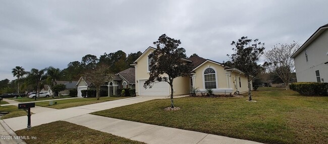 Building Photo - 2155 S Cranbrook Ave