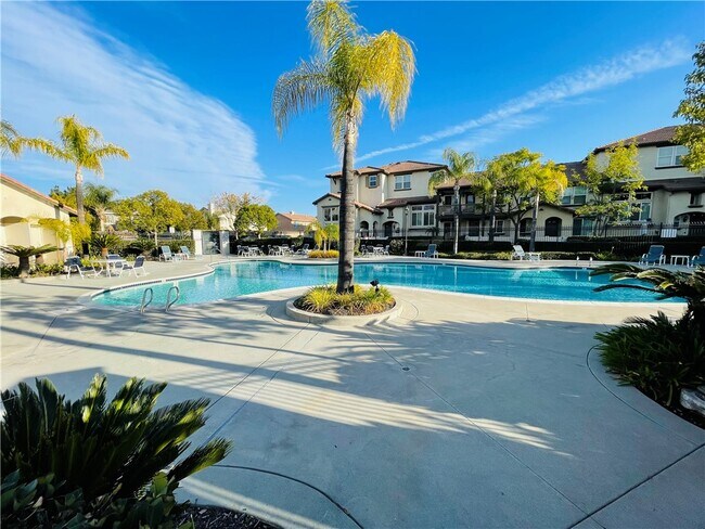 Building Photo - 33590 Willow Haven Ln