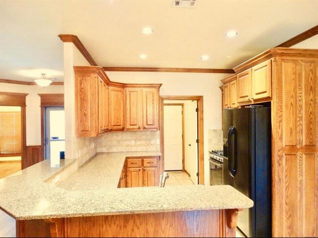 Building Photo - 566 W Alamo Ct Way