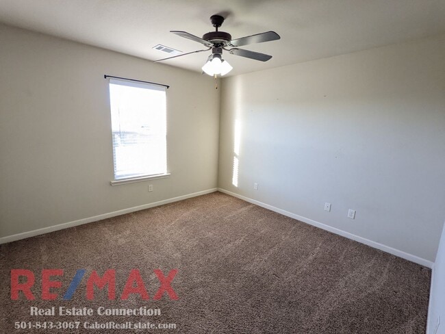 Building Photo - Sorry No Smoking and Pets Permitted with R...