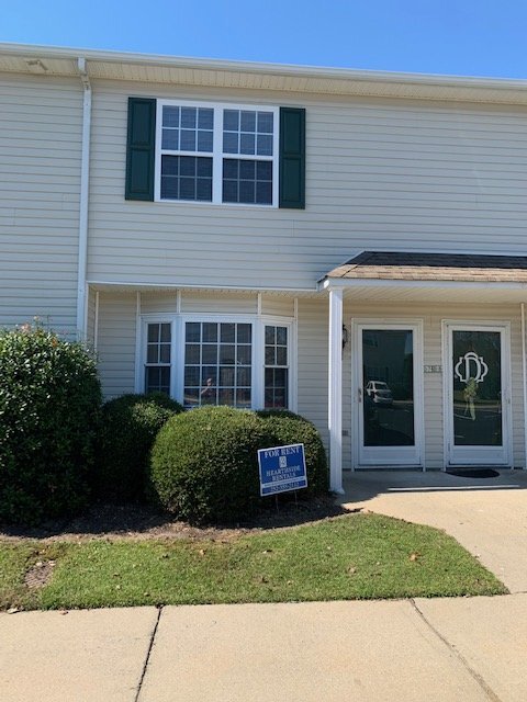 Primary Photo - 2335 Vineyard Dr