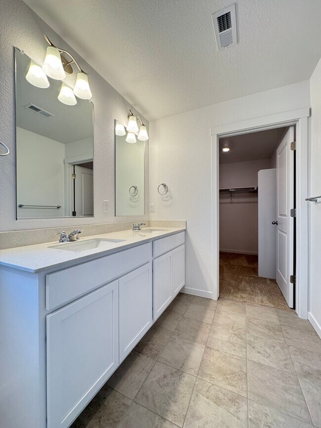 Building Photo - Brand New, Beautiful House-Fort Collins/Wi...