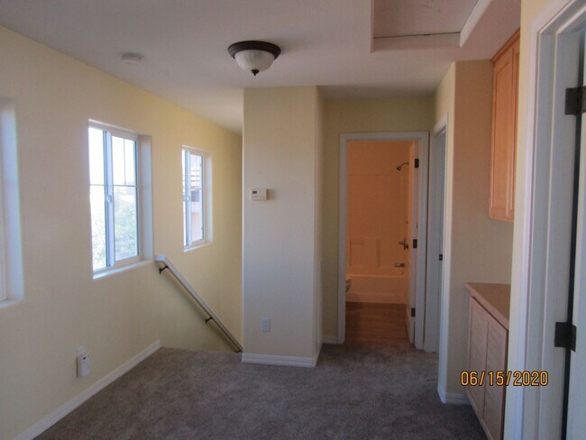 Building Photo - 832 Stacy Ann Terrace